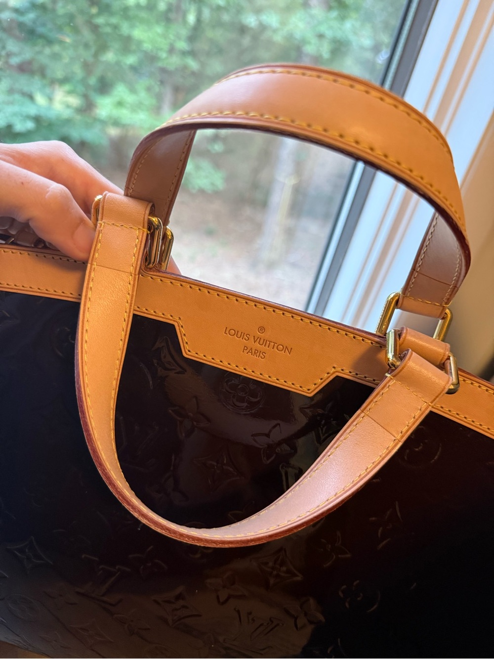 Louis Vuitton Monogram Vernis Purse - deep purple/ burgundy color - Picture 3 of 13